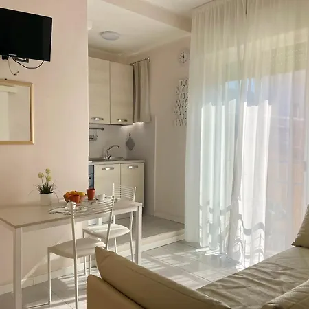 Апартаменты Milena Беллария-Иджеа-Марина