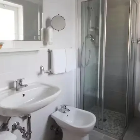 Milena Беллария-Иджеа-Марина