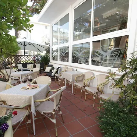 Milena Апартаменты *